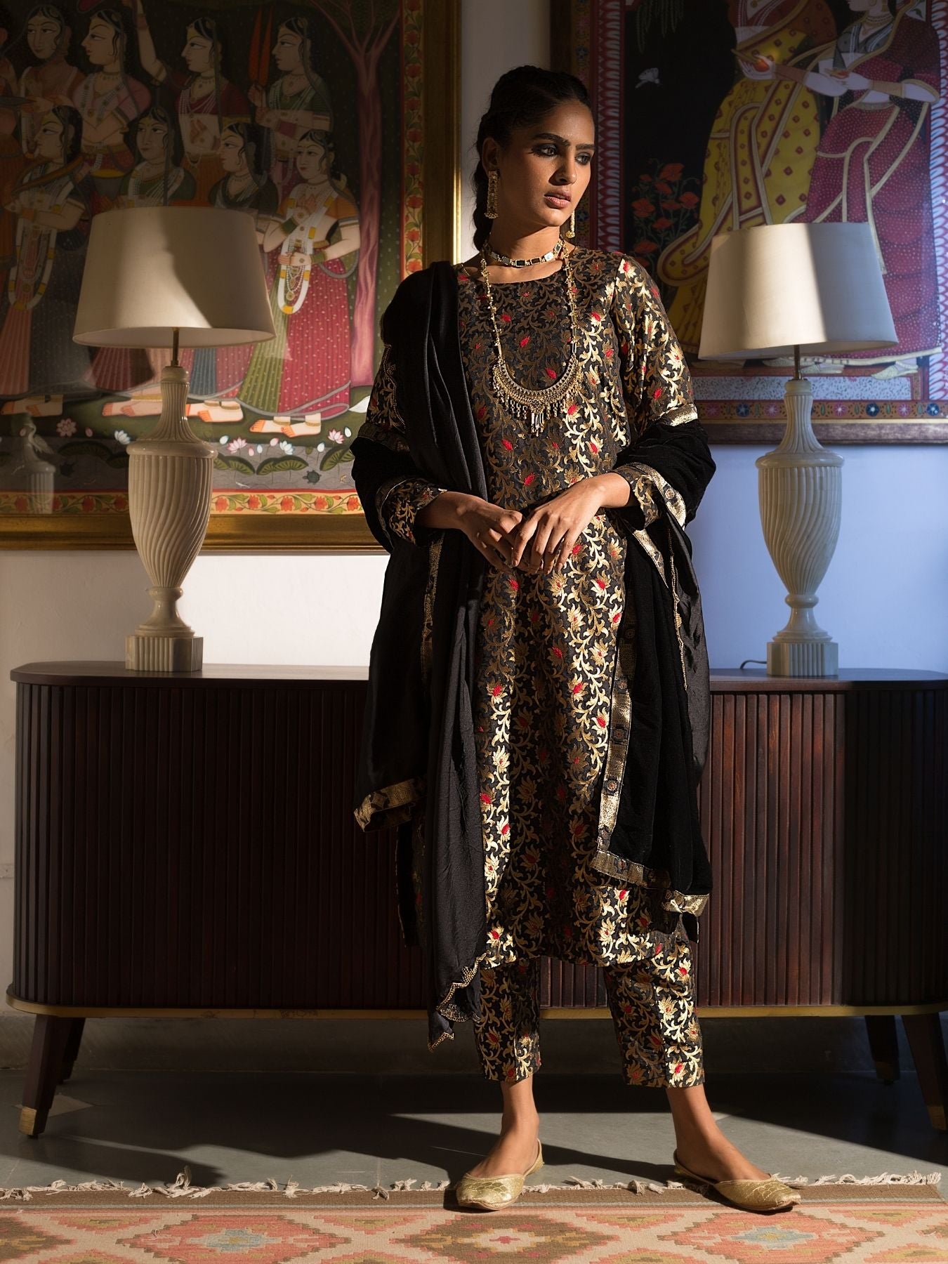 Enaraah Silk Brocade Kurta Set