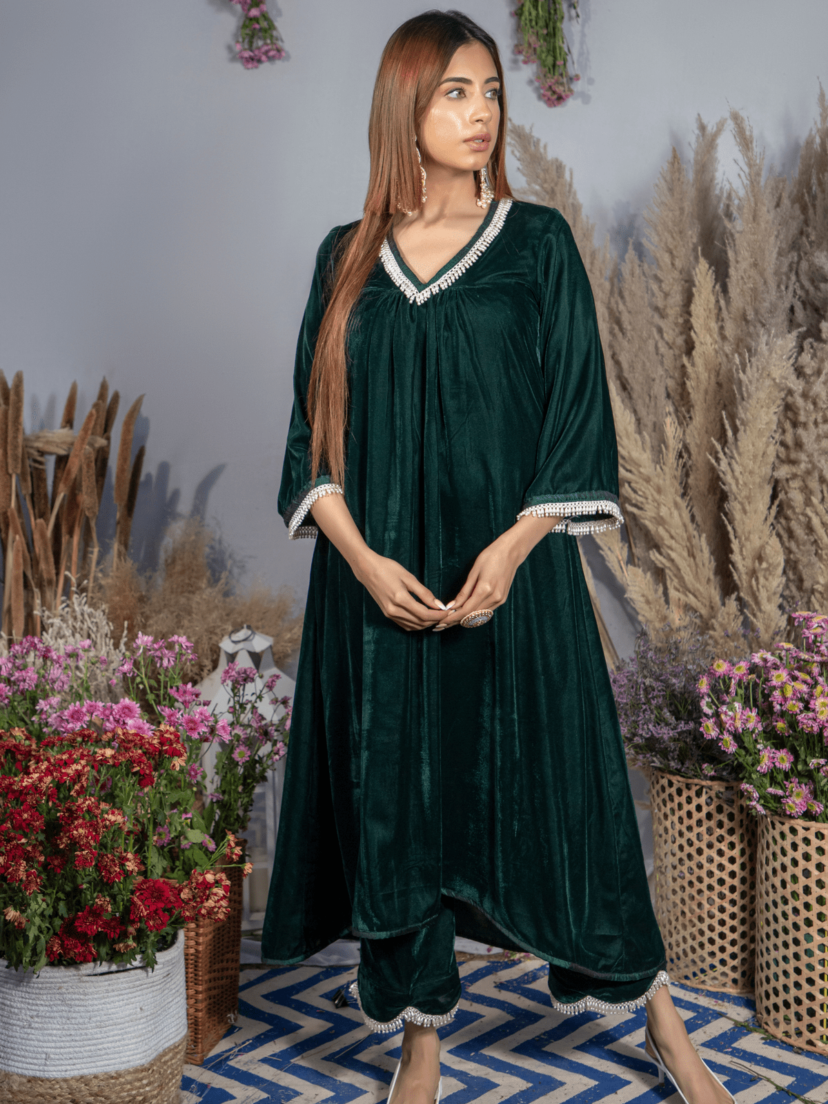 Ahana Ghai- Emerald Green Silk Velvet Kurta with Scallop Pants