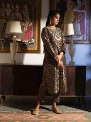 Enaraah Silk Brocade Kurta Set