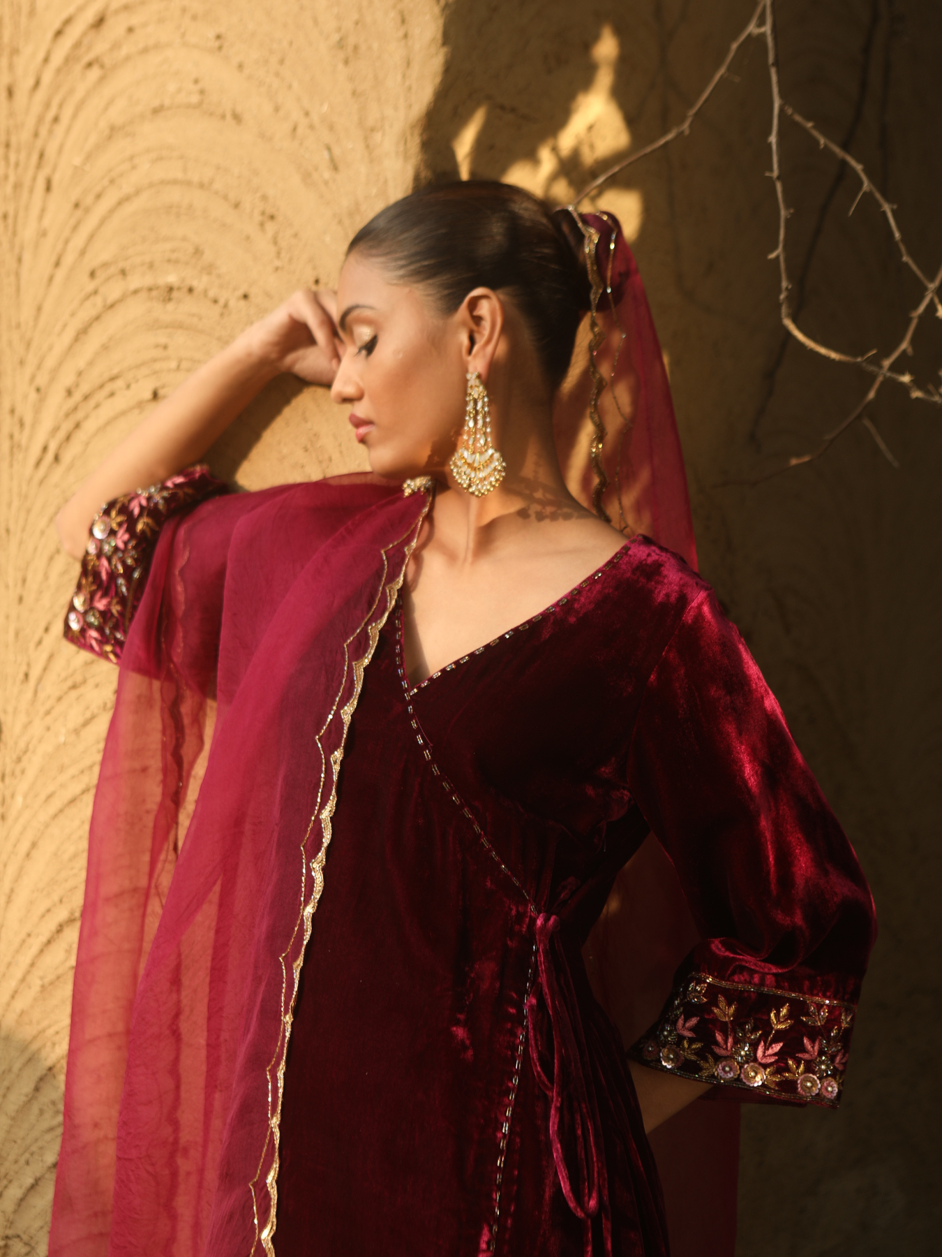 Noorani Velvet Set