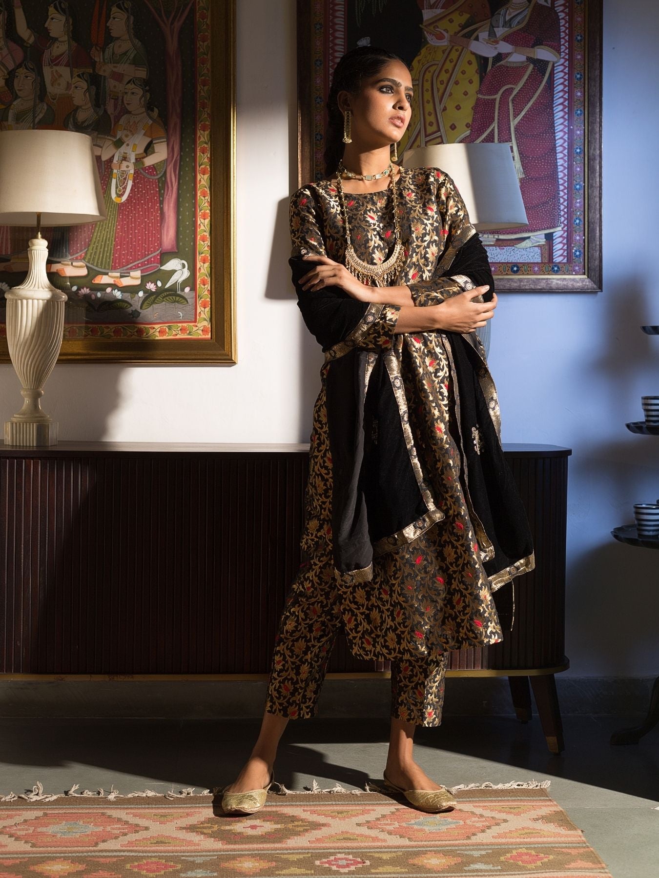 Enaraah Silk Brocade Kurta Set